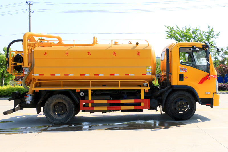 國(guó)六大福瑞卡 10方 清洗吸污車（廂式）