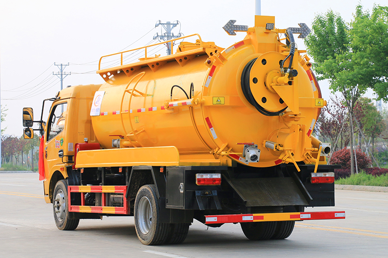 國六大多利卡一體式10方清洗吸污車