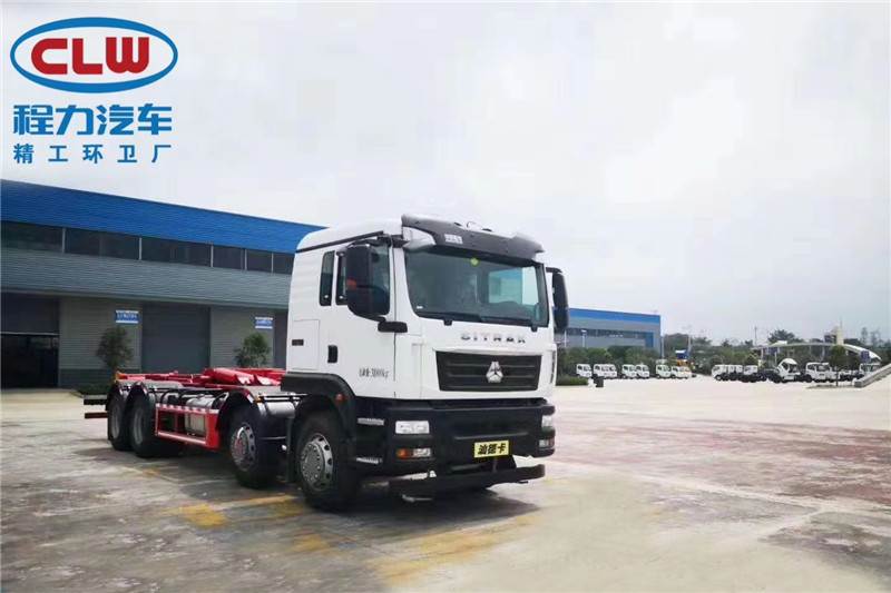 國(guó)六重汽前四后八30噸勾臂垃圾車