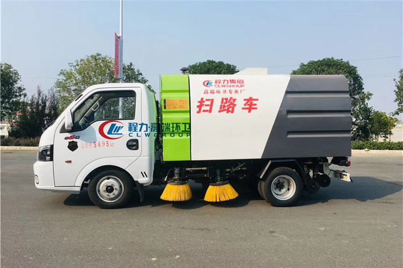 國(guó)六東風(fēng)途逸3方（0.5水/2塵）掃路車