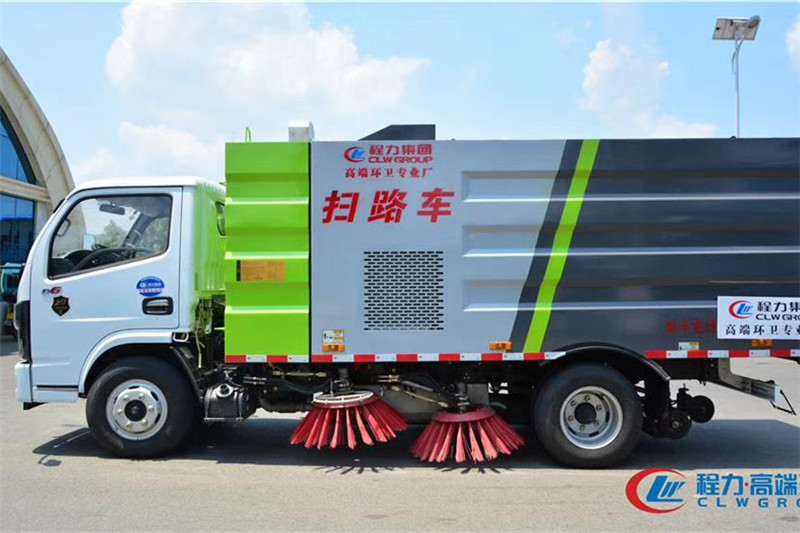 國六大多利卡8噸（2.5水/5塵）掃路車