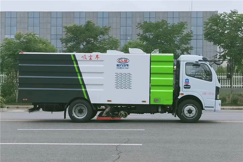 國六大多利卡8噸（1.5水/6塵）吸塵車