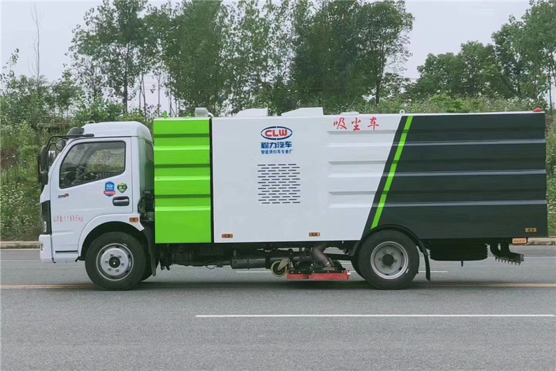 國六大多利卡8噸（1.5水/6塵）吸塵車