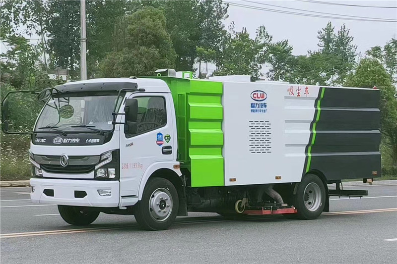 國六大多利卡8噸（1.5水/6塵）吸塵車