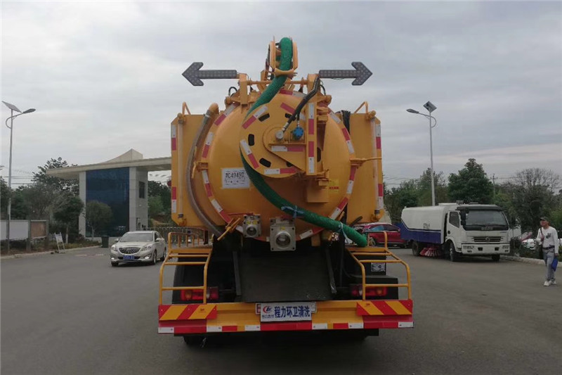 國六東風天錦12方聯(lián)合疏通車
