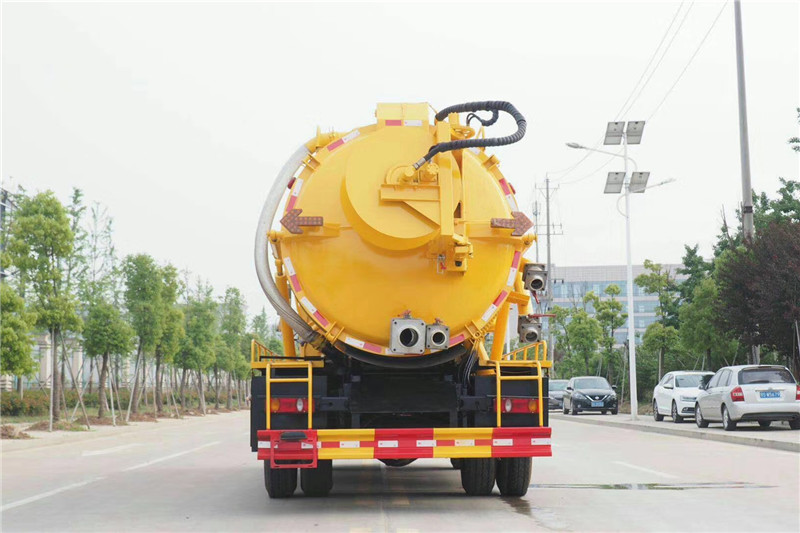 國六東風(fēng)天錦一體式14方 清洗吸污車