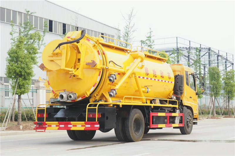 國六東風(fēng)天錦一體式14方 清洗吸污車