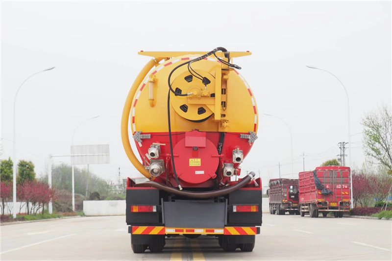國六東風(fēng)天龍前四后八 32方 清洗吸污車