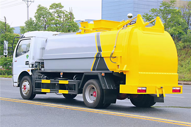 國六大多利卡8方 餐廚垃圾車(方罐）