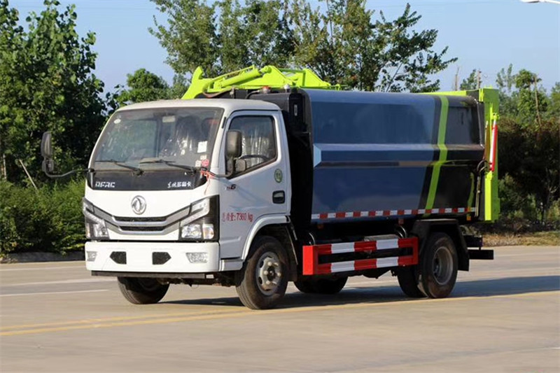 小多利卡7.5方側(cè)裝壓縮垃圾車