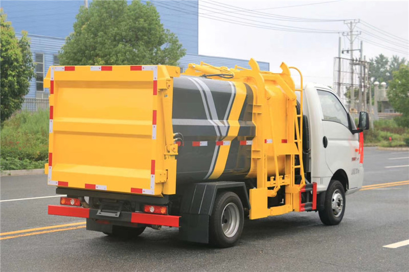國六凱馬4方側(cè)裝壓縮垃圾車