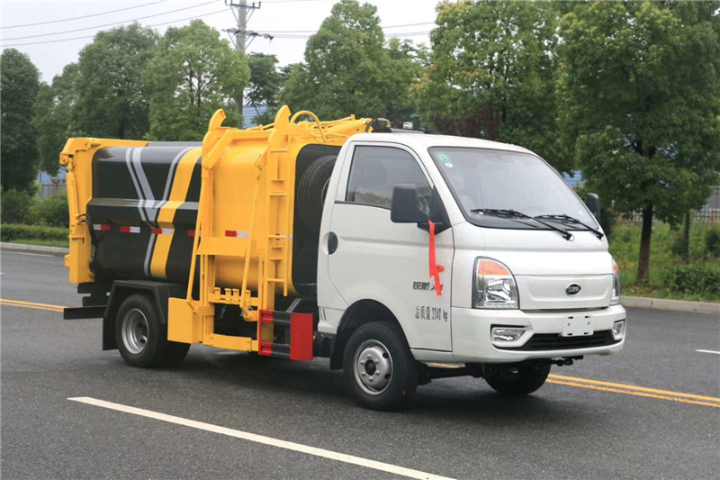 國六凱馬4方側(cè)裝壓縮垃圾車