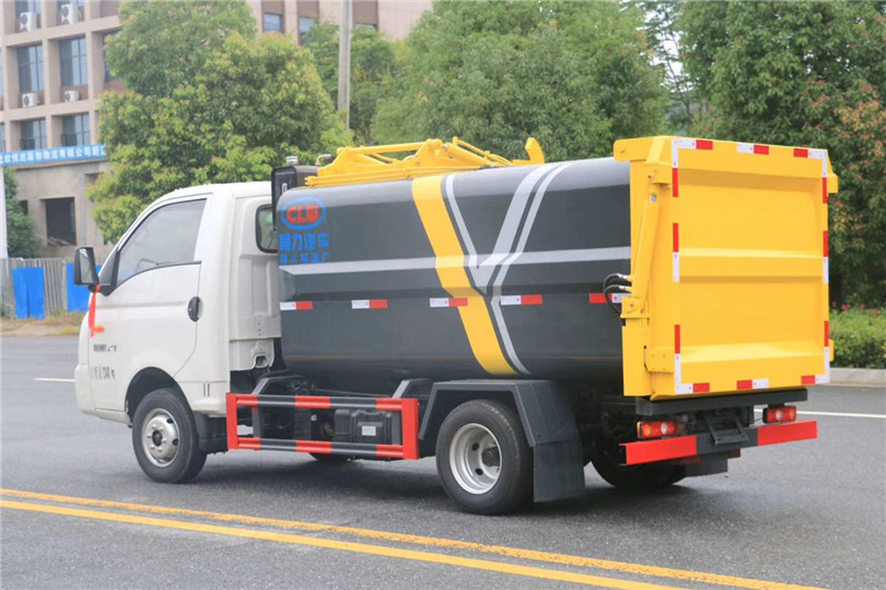 國六凱馬4方側(cè)裝壓縮垃圾車