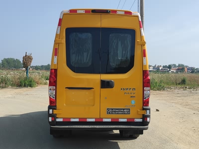 依維柯救險(xiǎn)車