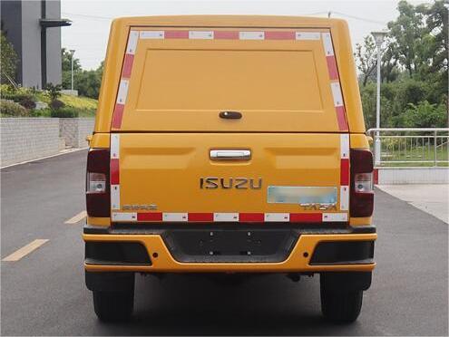 五十鈴排澇救險(xiǎn)車(chē)