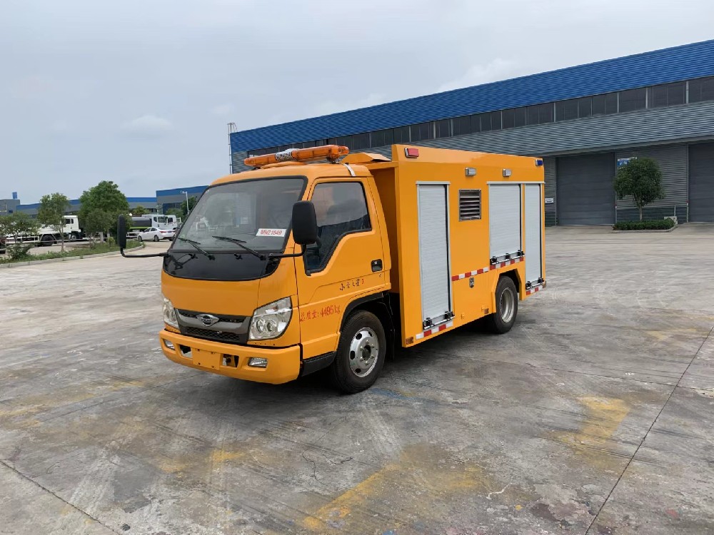 福田小卡3救險(xiǎn)車
