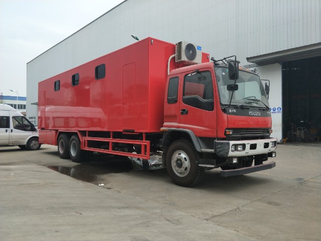 淋浴車