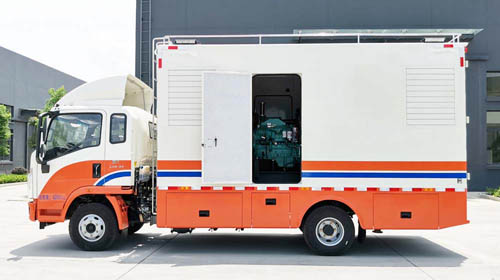 重汽豪沃電源車(chē)（50-150kw）