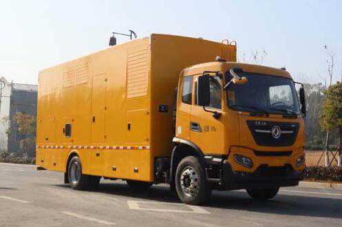 東風(fēng)天錦（18T）電源車200-500KW