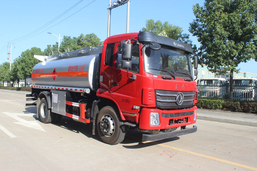 SCS5182GJYEQ6型加油車