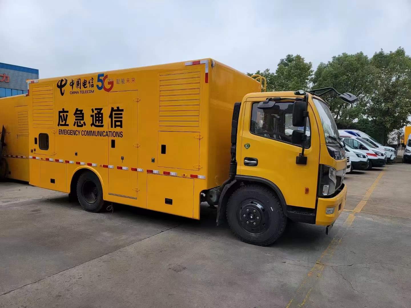 東風(fēng)大卡電源車(50-150kw)