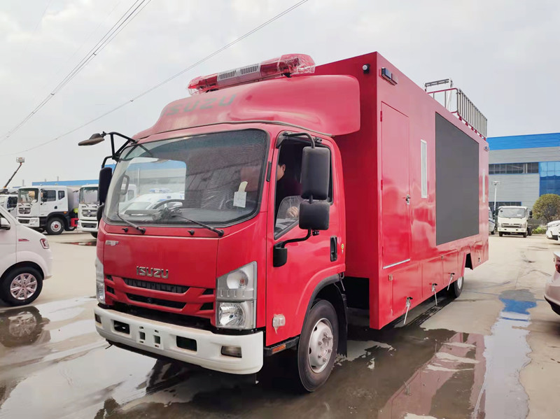 大五十鈴消防宣傳車