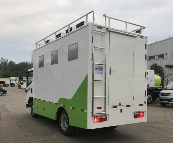 東風(fēng)小多利卡餐車