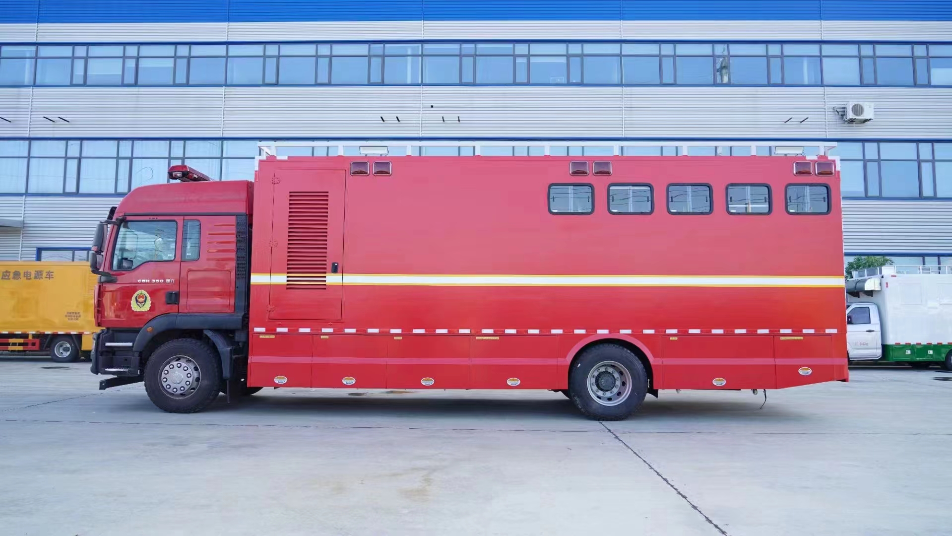 廁所車5人
