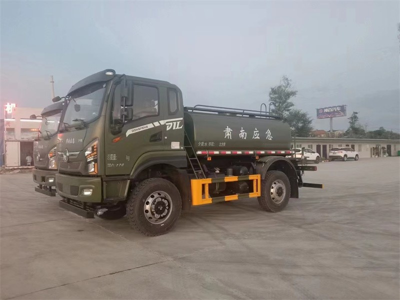 四驅灑水車 東風專底DIL 10噸灑水車