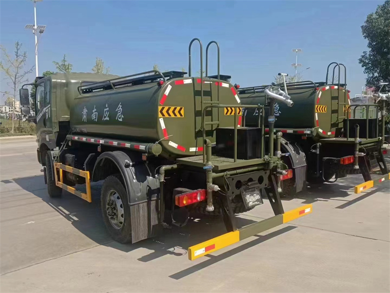 四驅灑水車 東風專底DIL 10噸灑水車