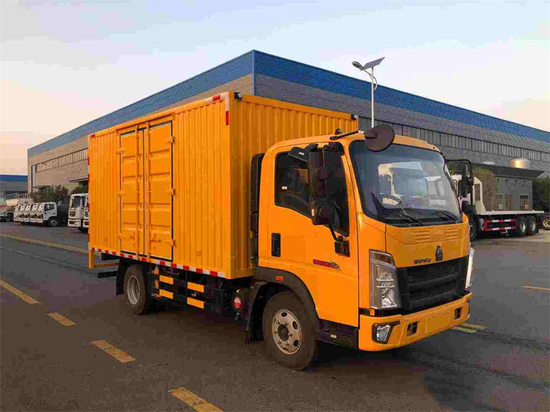 重汽豪沃檢修車(chē)/工具車(chē)