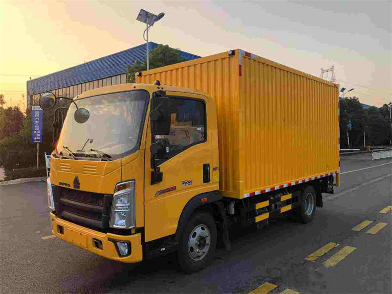 重汽豪沃檢修車
