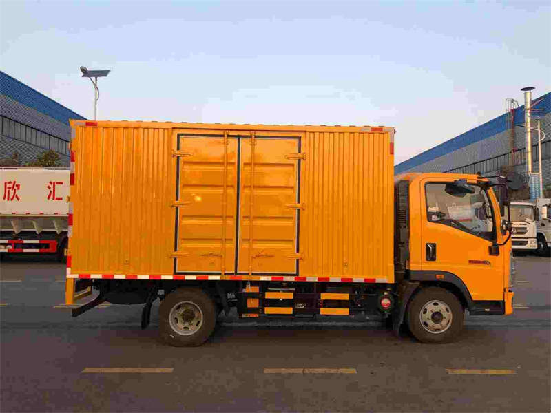 重汽豪沃檢修車