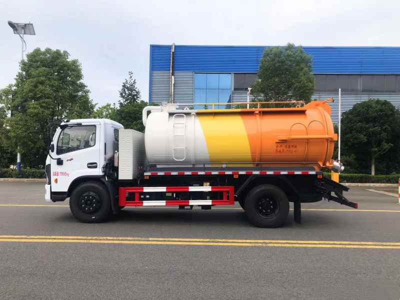 東風(fēng)混合動(dòng)力吸污車